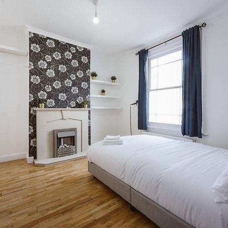 Great Rooms In Stepney Green Station - 12 London Kültér fotó