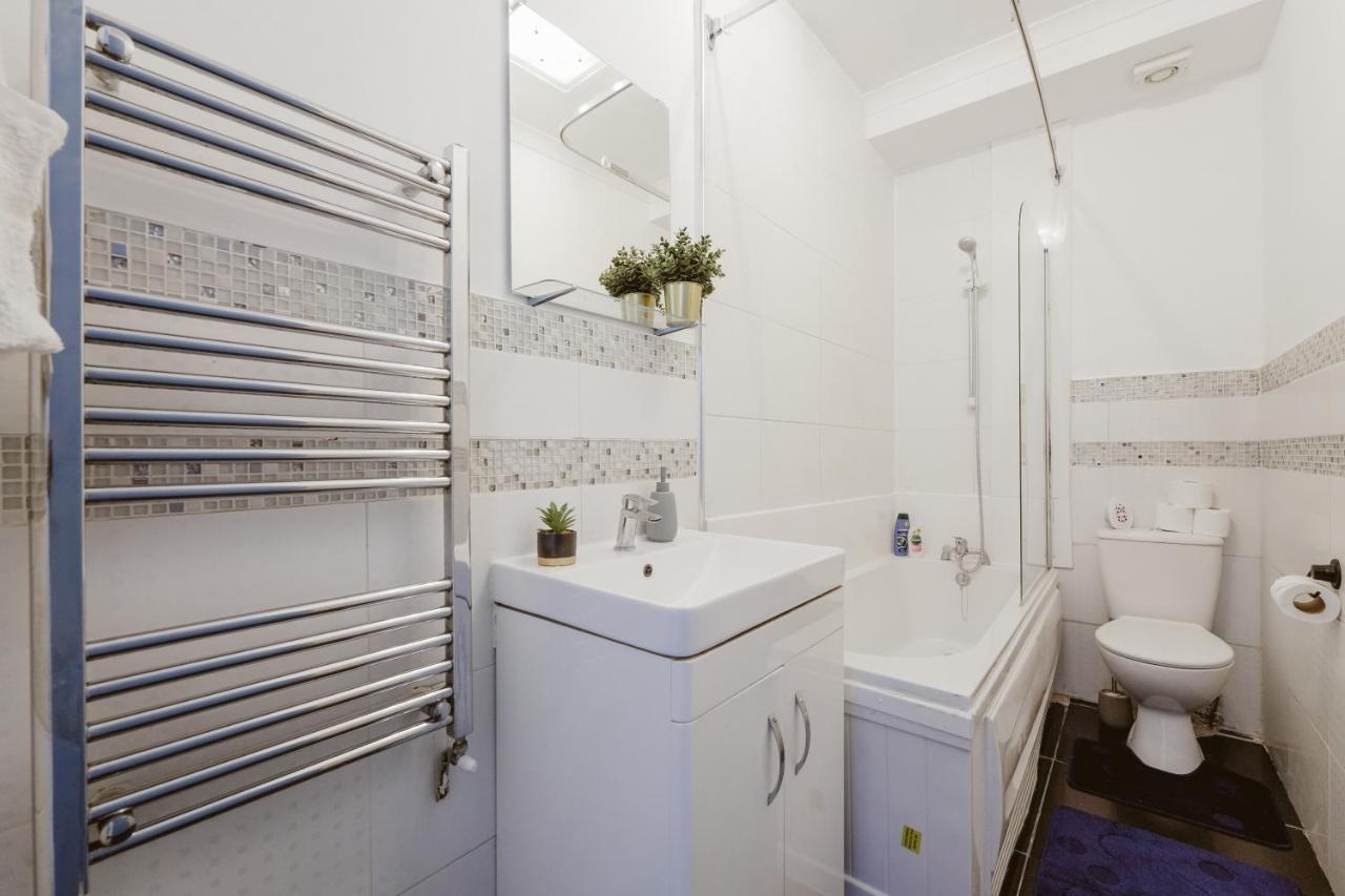 Great Rooms In Stepney Green Station - 12 London Kültér fotó